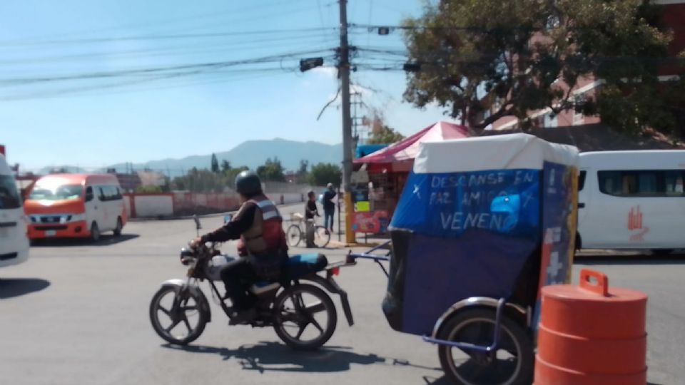 Con un cobro de entre 15 y 20 pesos por viaje, los mototaxistas del Estado de México logran sobrevivir