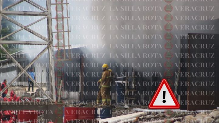 Evacúan zona industrial por incendio en bodega avícola en Papantla