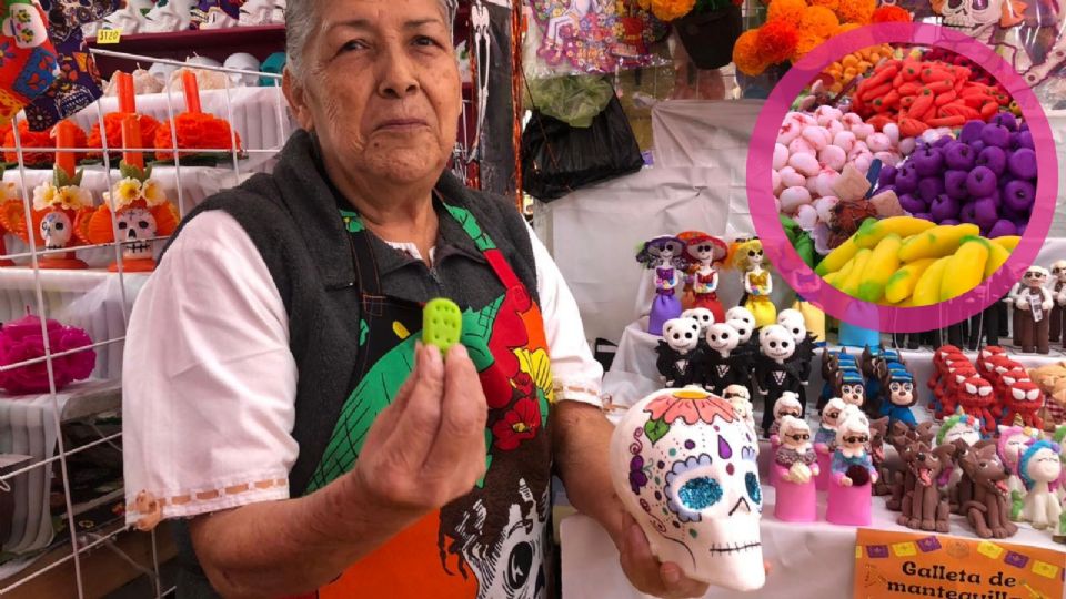 Doña Esperanza es artesana y maestra en el arte de hacer alfeñiques