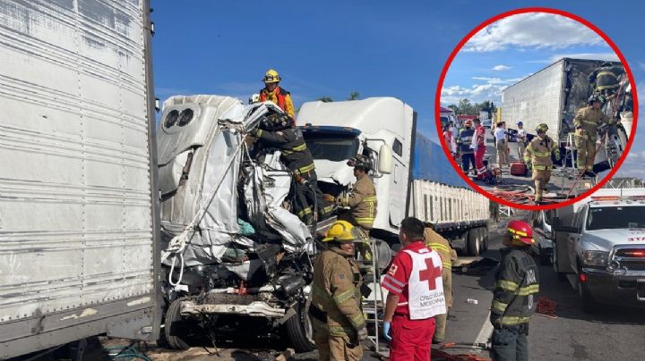 FOTOS| Impactante choque entre dos tráileres y una camioneta deja 7 muertos en Jalisco