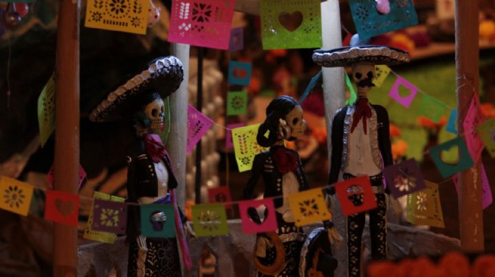 Un pueblito de catrinas y calaveras se expone en el Museo de la ciudad de León