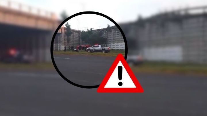 VIDEO: Así quedó vehículo tras caer de distribuidor vial en Veracruz