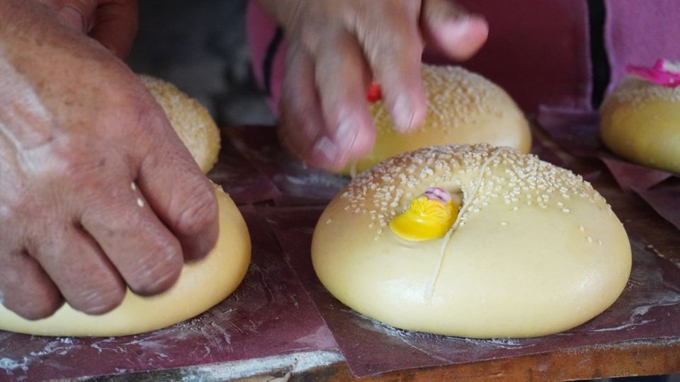 En la festividad del Día de Muertos, el pan ocupa un lugar central en las ofrendas