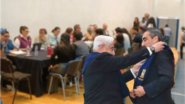 ¿Quién es el rector de la UAEH Octavio Castillo Acosta, que evadió disculpas a estudiantes?