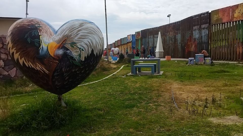 Bautizado como Jardín Estatal de la Frontera en San Diego fue inaugurado en 1971 por Pat Nixon, esposa del entonces presidente Richard Nixon, quien sembró un árbol y cruzó la línea imaginaria con México para convivir con familias que ya habían hecho suyo ese lugar