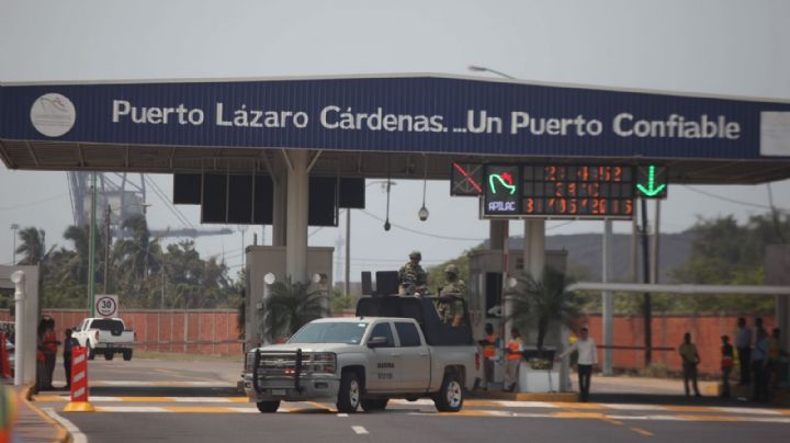 Puerto Lázaro Cárdenas en paro por transportistas molestos con la empresa Hutchison Port Holdings