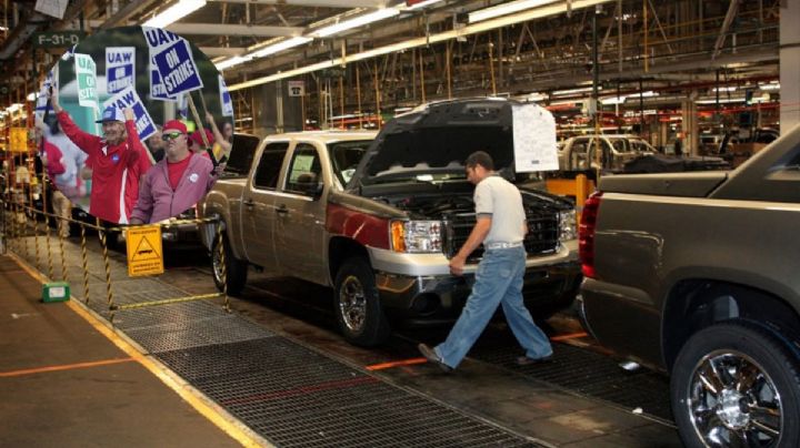 Huelga automotriz en EU: ¿Cuántos millones ha perdido México?