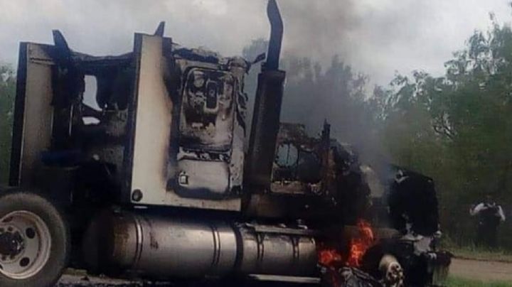 Escala violencia en Nuevo León: Grupos armados incendian camiones y bloquean carreteras