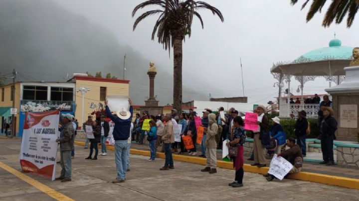 Exigen esclarecer muerte de luchador social; alcaldesa de Nicolás Flores los ignora