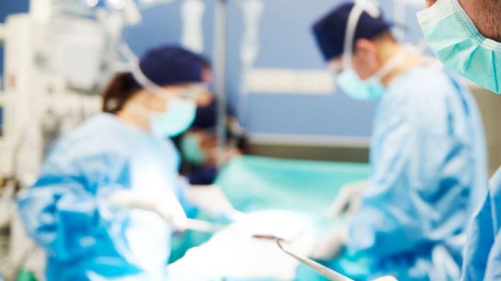 Joven latina gana 210 mil dólares al año en un hospital de EU sin haber estudiado medicina