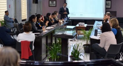 Titular de Sefiplan acude al Congreso de Veracruz y analiza Presupuesto 2024