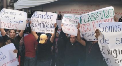 Retienen a maestros que iban a manifestarse en Xalapa a desfile del 20 de noviembre