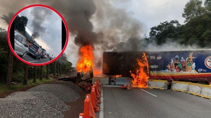 Caos en la México-Cuernavaca por el incendio de un tráiler