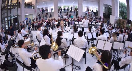 Orquesta Sinfónica Infantil y Juvenil da concierto en Congreso de Veracruz