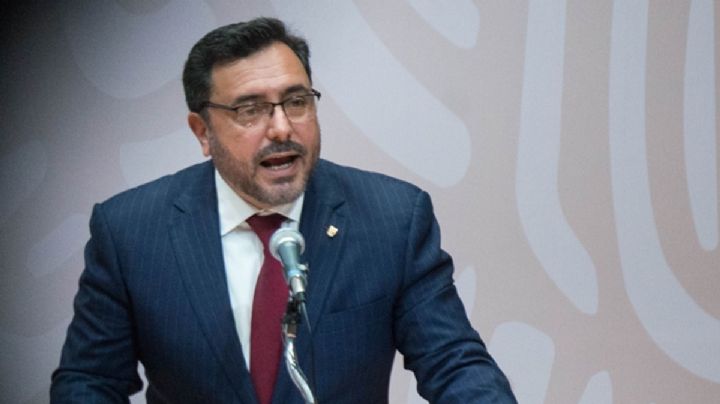 AMLO ratifica a director del IPN, en medio de acusaciones de acoso sexual por docentes