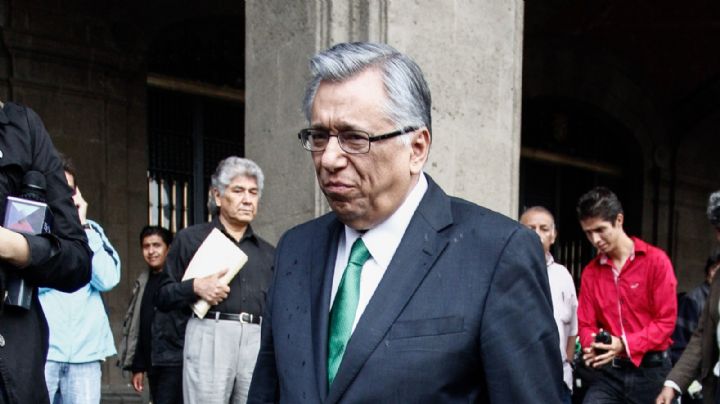 Vinculan a proceso a Ramón Sosamontes por contrato irregular con Radio y TV de Hidalgo