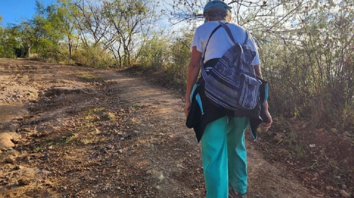 Elda: con 76 años, diario entrena en el Cerro del Fortín para ver a la virgen de Juquila