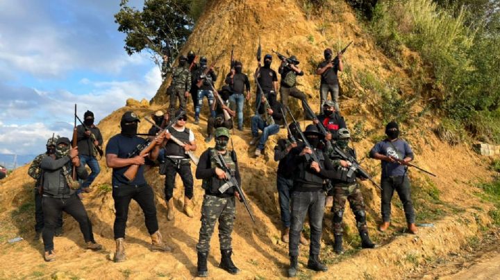 Ejército Civil Indígena muestra poder de fuego; “¡fuera El Machete!”, exige