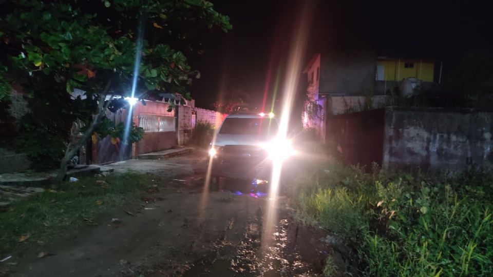 Policías navales y estatales desplegaron un operativo en Coatzacoalcos.