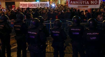 Marchan cientos contra amnistía a políticos catalanes