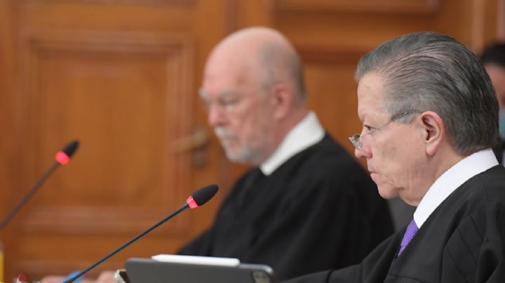 ¿Cuáles son las razones por las que puede renunciar un ministro de la Corte?