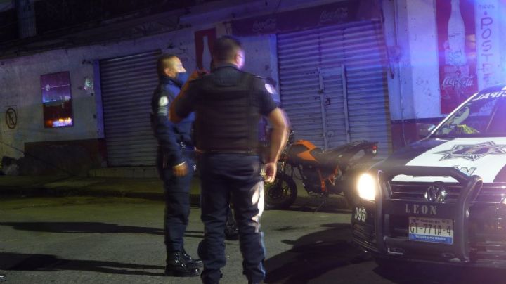 Asesina a 2 personas por deuda de 800 pesos