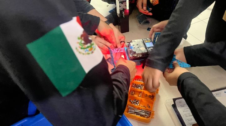Estudiantes de Coatzacoalcos piden apoyos para ir al Mundial de Robótica en China