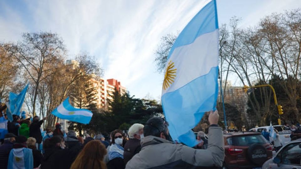 Argentina: ¿Cuáles son las duras sanciones que impuso Milei contra manifestaciones?