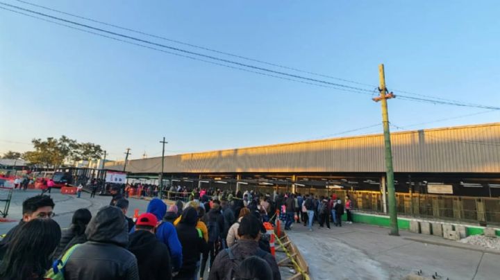 Metro CDMX Línea 9: se registra caos y aglomeraciones en primer día de cierre