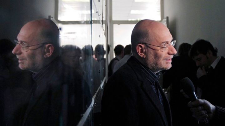 ¿Los escritores son terroristas, blasfemos, traidores a la patria?