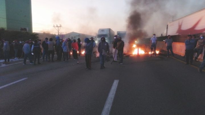 México - Puebla: bloqueo dura más de 10 horas ¿qué piden los manifestantes?