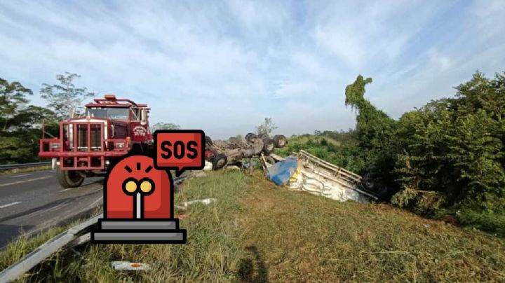Trailero se queda sin brazo tras volcar en carretera del norte de Veracruz