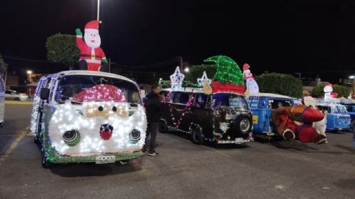 Causa sensación Caravana de Combis con sus miles de luces en San Francisco del Rincón