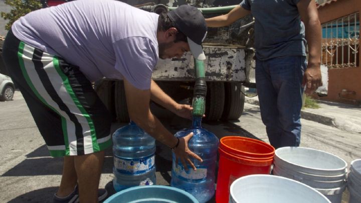 Así puedes denunciar de forma anónima el "huachicol" de agua y las fugas en Edomex