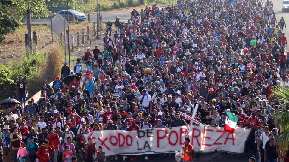 Luis Rey García Villagrán, director del Centro de Dignificación Humana, informó que esta caravana es el éxodo más grande de este año y podría superar las 15,000 personas