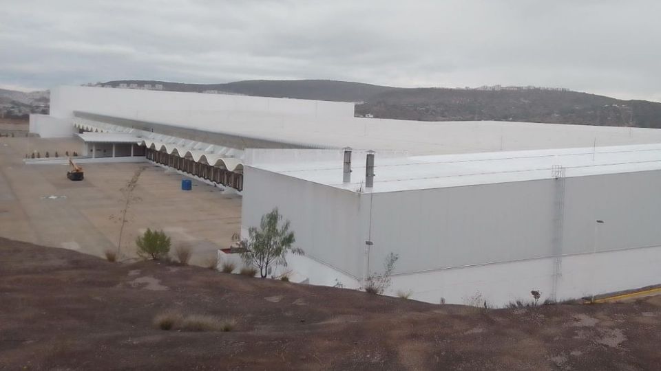 Megafarmacia del Bienestar: de bodegón de Liverpool a intento de almacén central de medicinas