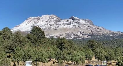 Nieve en Iztaccíhuatl atrae a turistas pese a restricciones