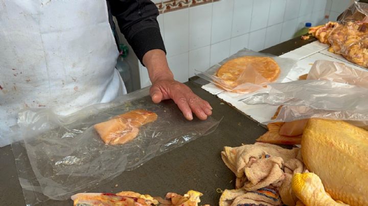 Polleros de Toluca narran métodos de extorsión de la Familia Michoacana