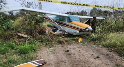 FOTOS | Así burló a la muerte este piloto; avioneta aterriza en lote baldío