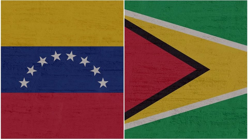 Banderas de Venezuela y Guyana