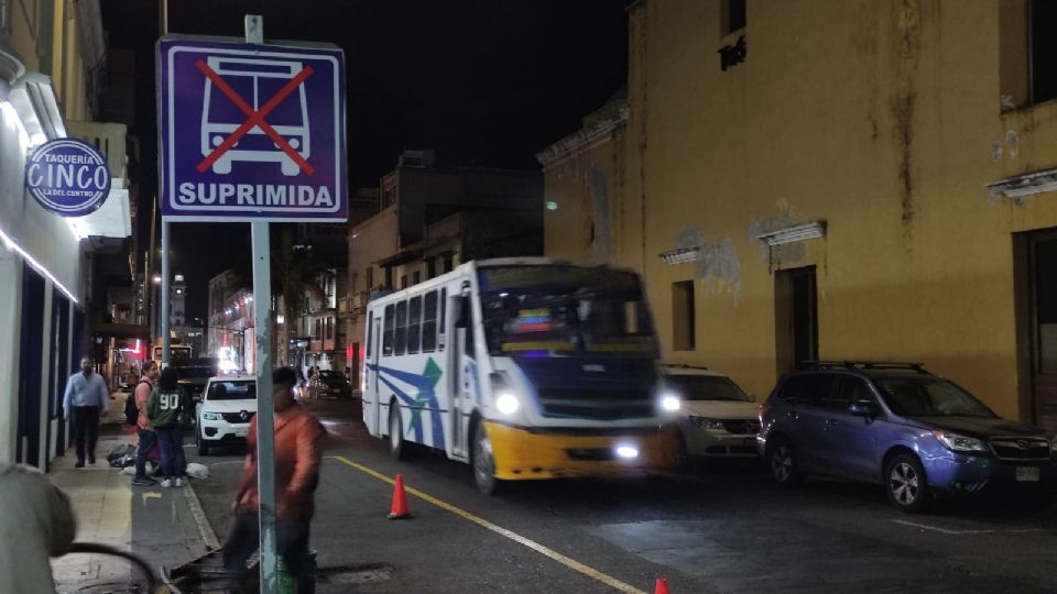 Fueron eliminadas cuatro paradas de autobuses en el Centro Histórico.