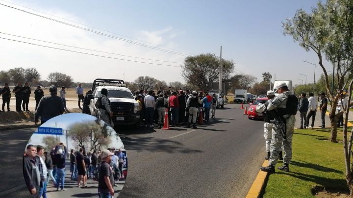 Zapateros de San Pancho se manifiestan contra retén de Guardia Nacional
