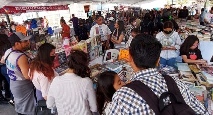 Hoy domingo, venta de libros desde 50 pesos, música y artesanías en el Reloj de Pachuca