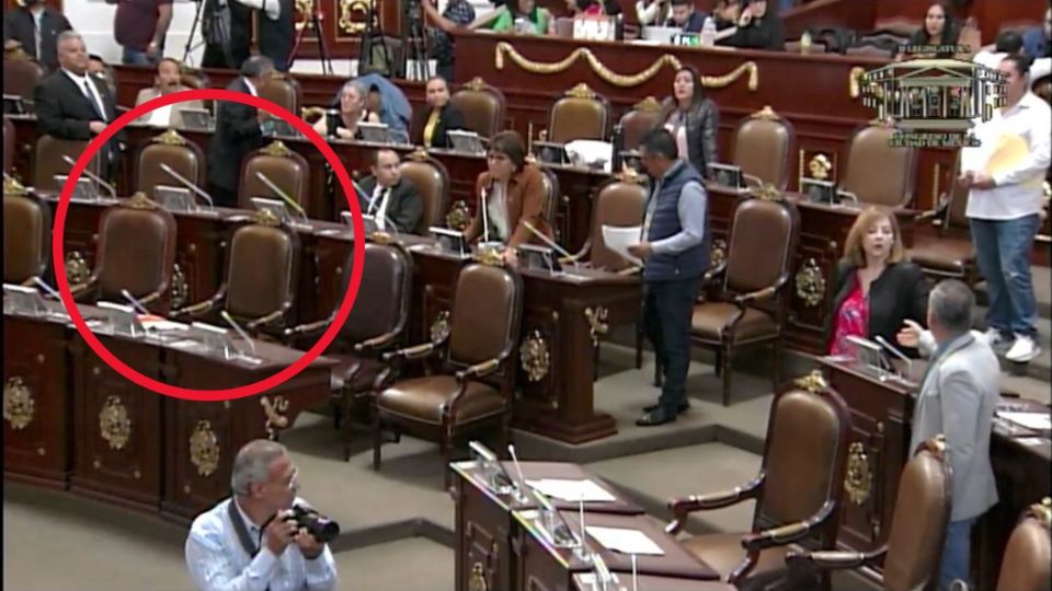 De 66 diputados que conforman al Congreso solo había 27 presentes