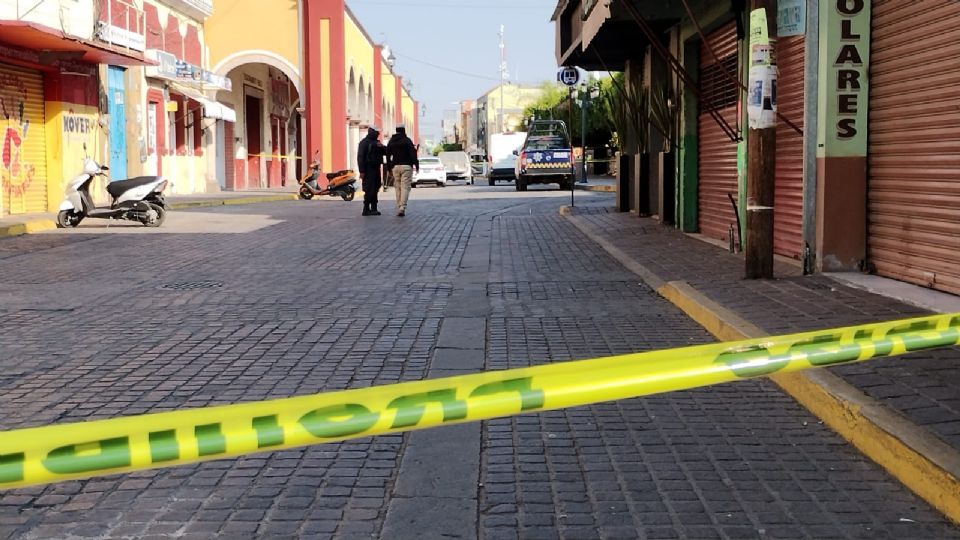 El asesinato y tiroteo ocurrieron al filo de las 7 de la mañana.