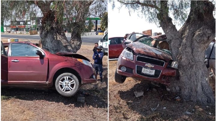 Impacta su auto contra un árbol en la México-Pachuca, queda prensado