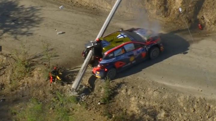 Rally Guanajuato: piloto estrella su auto en Ibarrilla