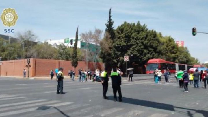 Caos en Avenida Insurgentes por bloqueo; hay afectaciones en Línea 1 del Metrobús