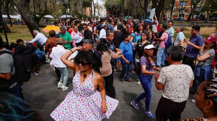“Me quiero ir bailando”; así regresan los bailarines al Kiosko Morisco en Santa María