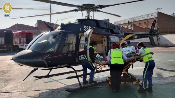 Policía herido en balacera frustra robo de auto